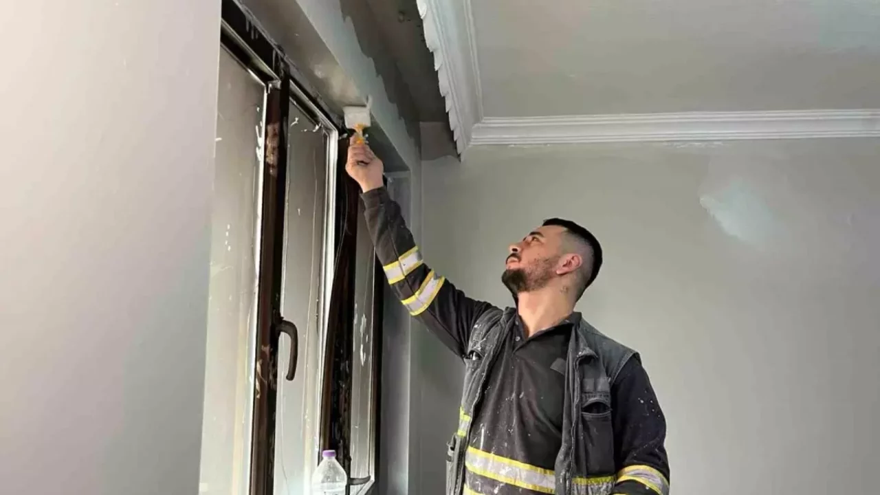 Bebeği üşümesin diye taşındığı evi yanmıştı: Yardımlar başladı...