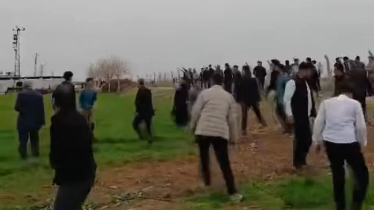 Muhtarın yaralandığı kavga b&uuml;y&uuml;d&uuml;: 10 yaralı