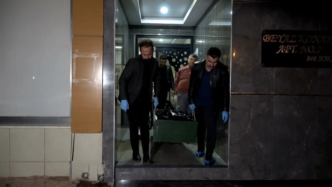 İnternetten tanışıp evine davet etti! Canından oldu...