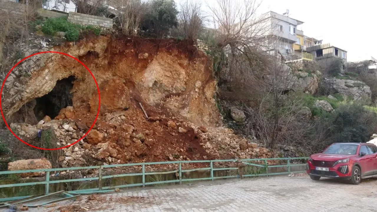 Şiddetli yağış sonrası oluşan heyelanla ortaya çıktı! 