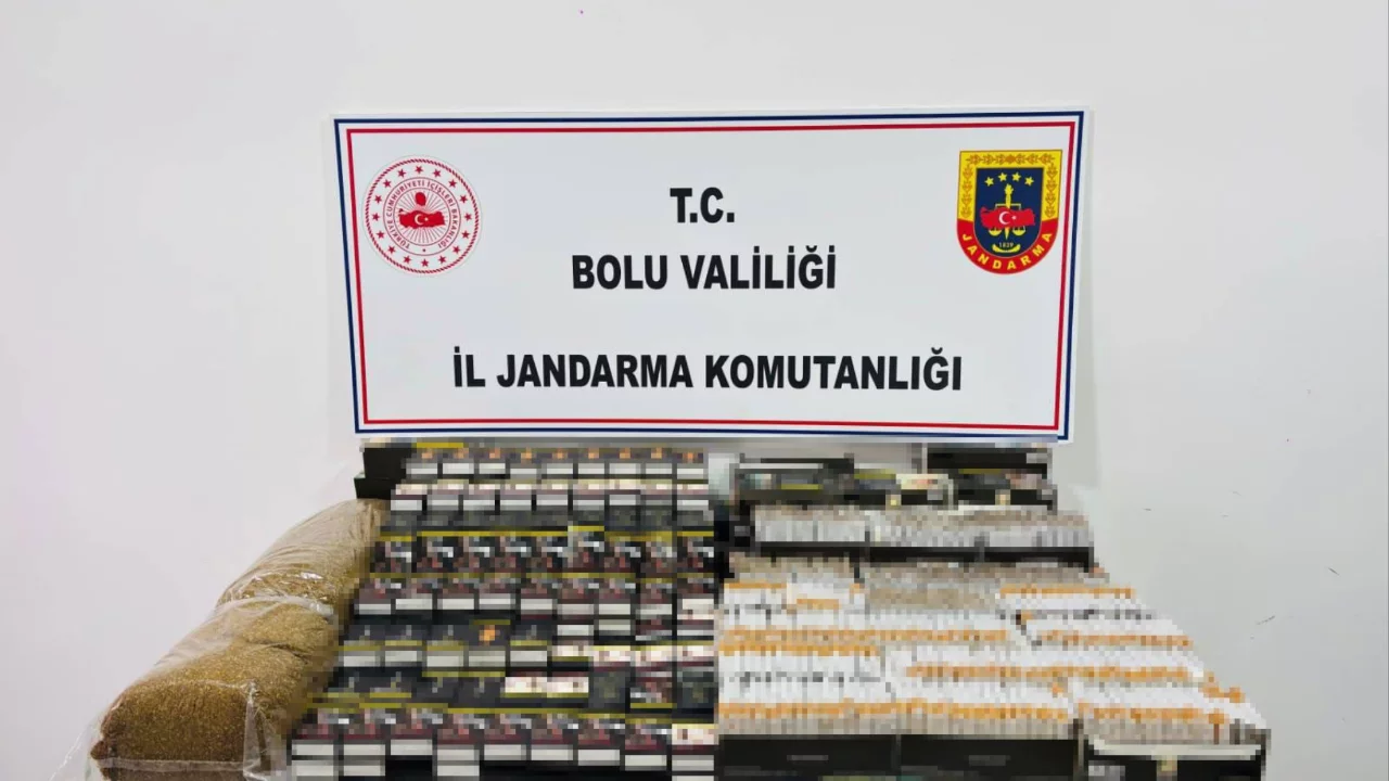 Bolu'da binlerce ka&ccedil;ak makaron ve t&uuml;t&uuml;n ele ge&ccedil;irildi