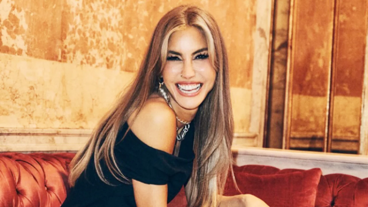  Çağla Şıkel: Yalnız kalmaktan korkmuyorum 