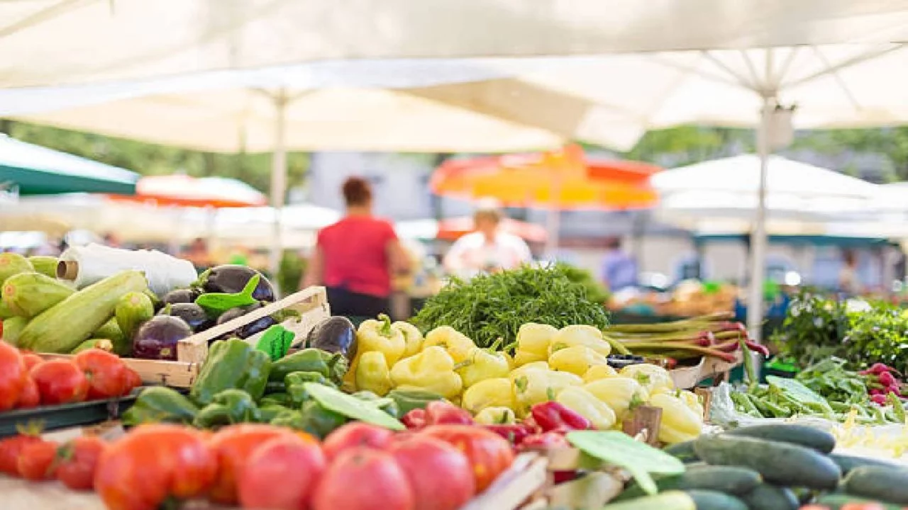 İstanbullular Ocak'ta en çok mandalina ve domates tüketti 