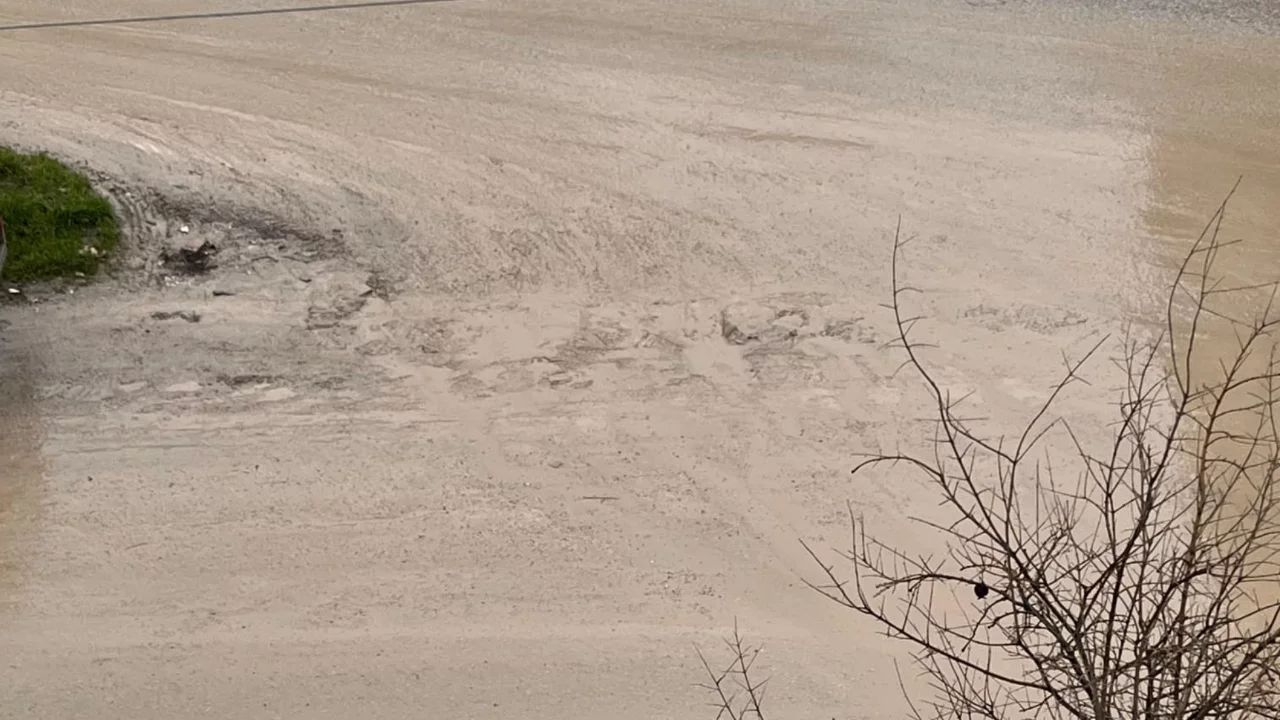 Bursa'da yazın toz kışın çamur! Yıllardır devam eden isyan