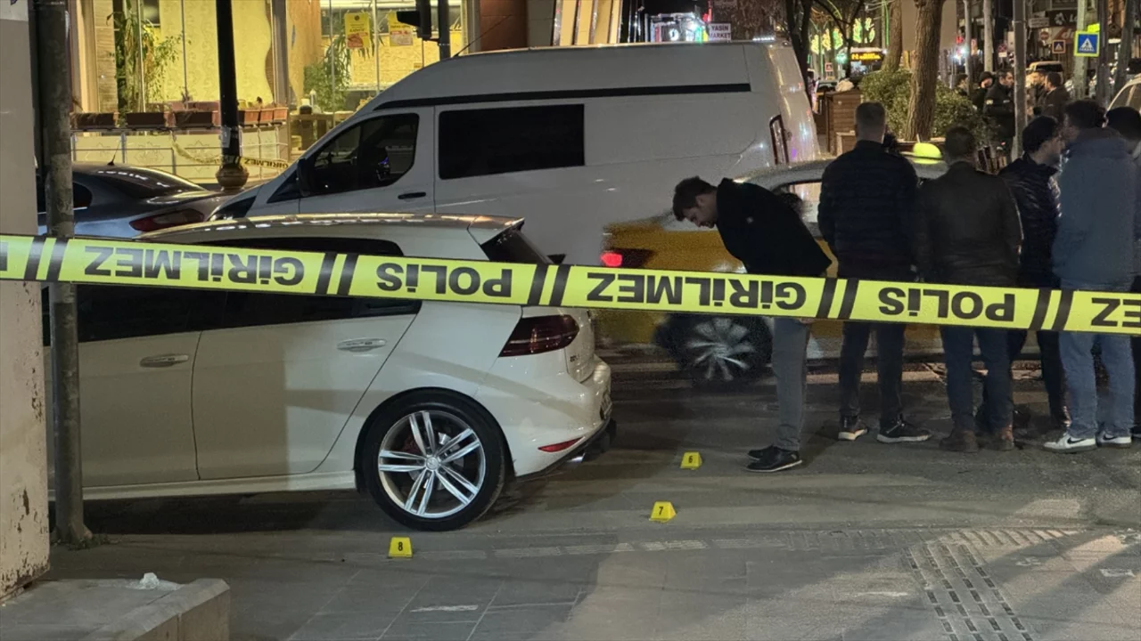 Diyarbakır'da çıkan silahlı kavgada 2 kişi yaralandı
