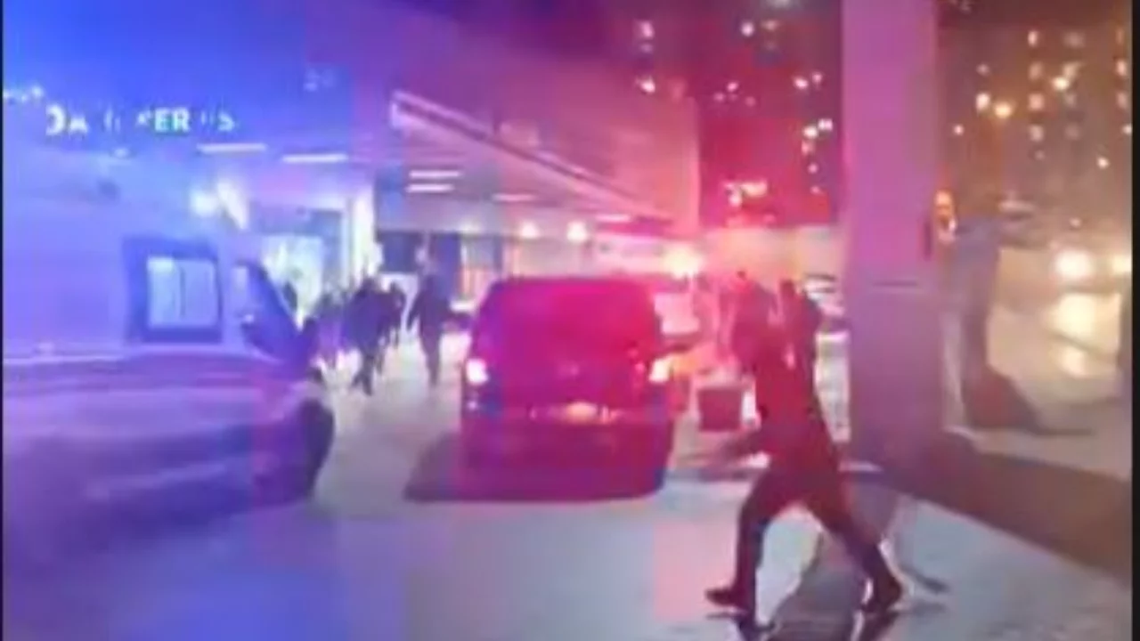 Siirt'te hastane önünde havaya ateş etti, gözaltına alındı 