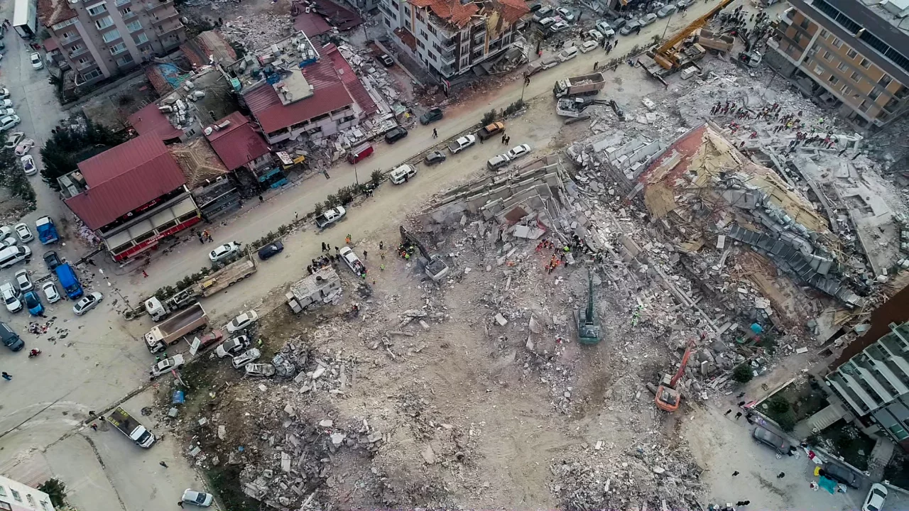 6 Şubat depremlerinden sonra Hatay'da 'radon gazı' çıkışları gözlendi