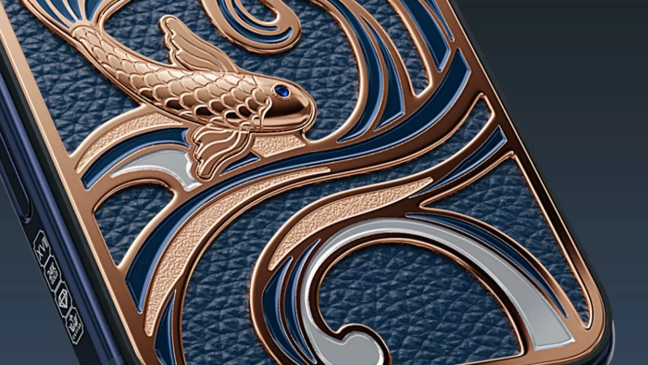 Bu telefondan sadece 14 adet üretildi: Fiyatı dudak uçuklatıyor...