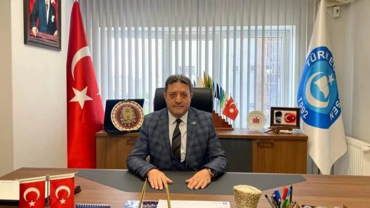 Bursa'da eğitimciler taleplerini yineledi 