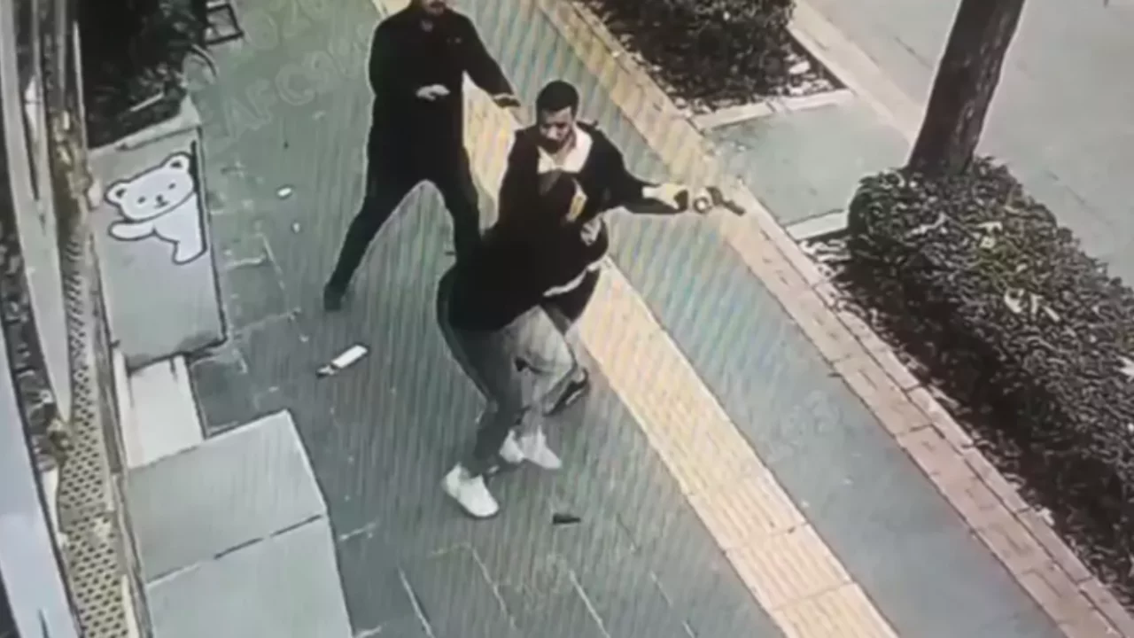 Boşanma aşamasında olduğu eşine saldırdı! Kafasına silah dayadı...