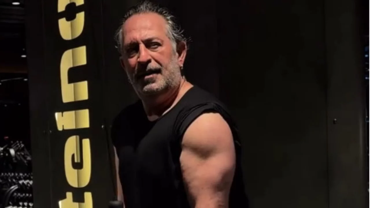  Cem Yılmaz kampa girdi 