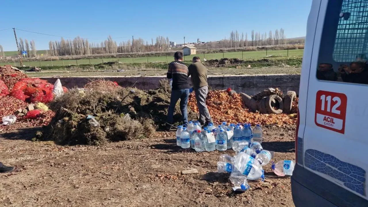 Bulunduğu gibi yok edildi! Ekipler hayvan pazarına döktü... 
