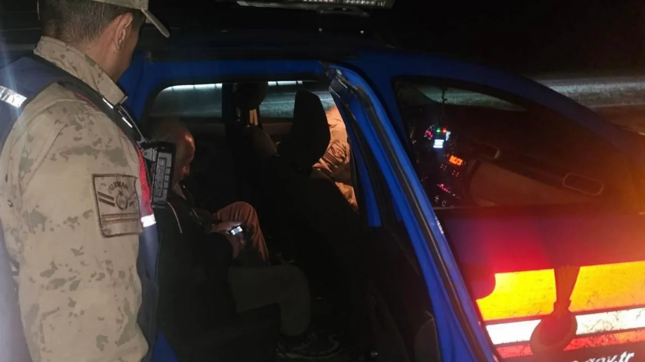 Kaybolan şahıs jandarma tarafından bulundu