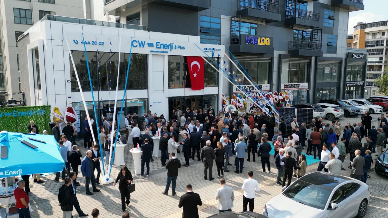 CW Enerji Yeni Plus Bayileri ile Türkiye'nin Dört Bir Yanında