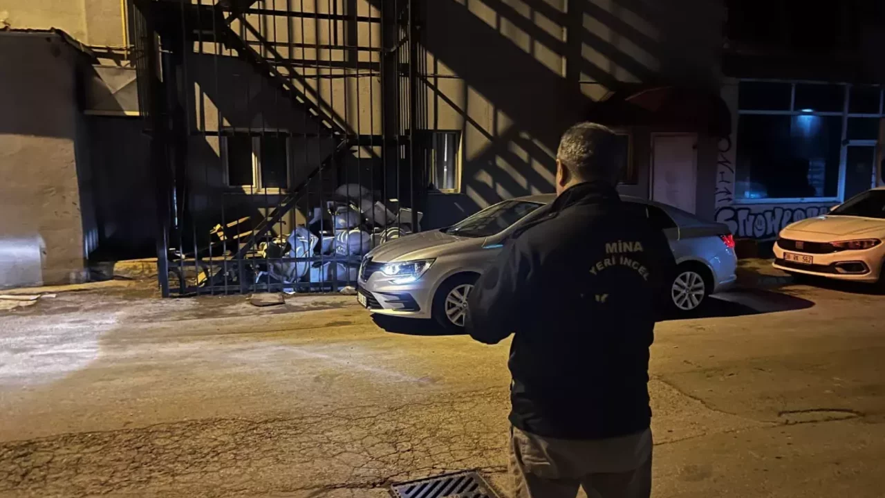 Kayseri'de ruhsatsız tabancayla kazara kendini yaraladı