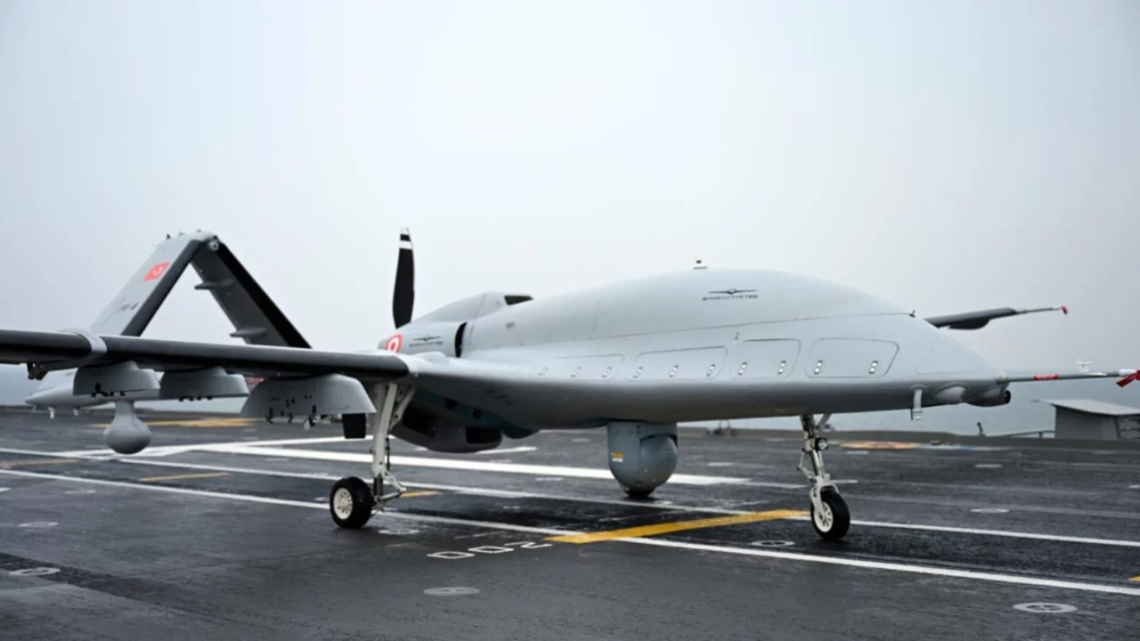 NATO tatbikatına damga vuran ikili 