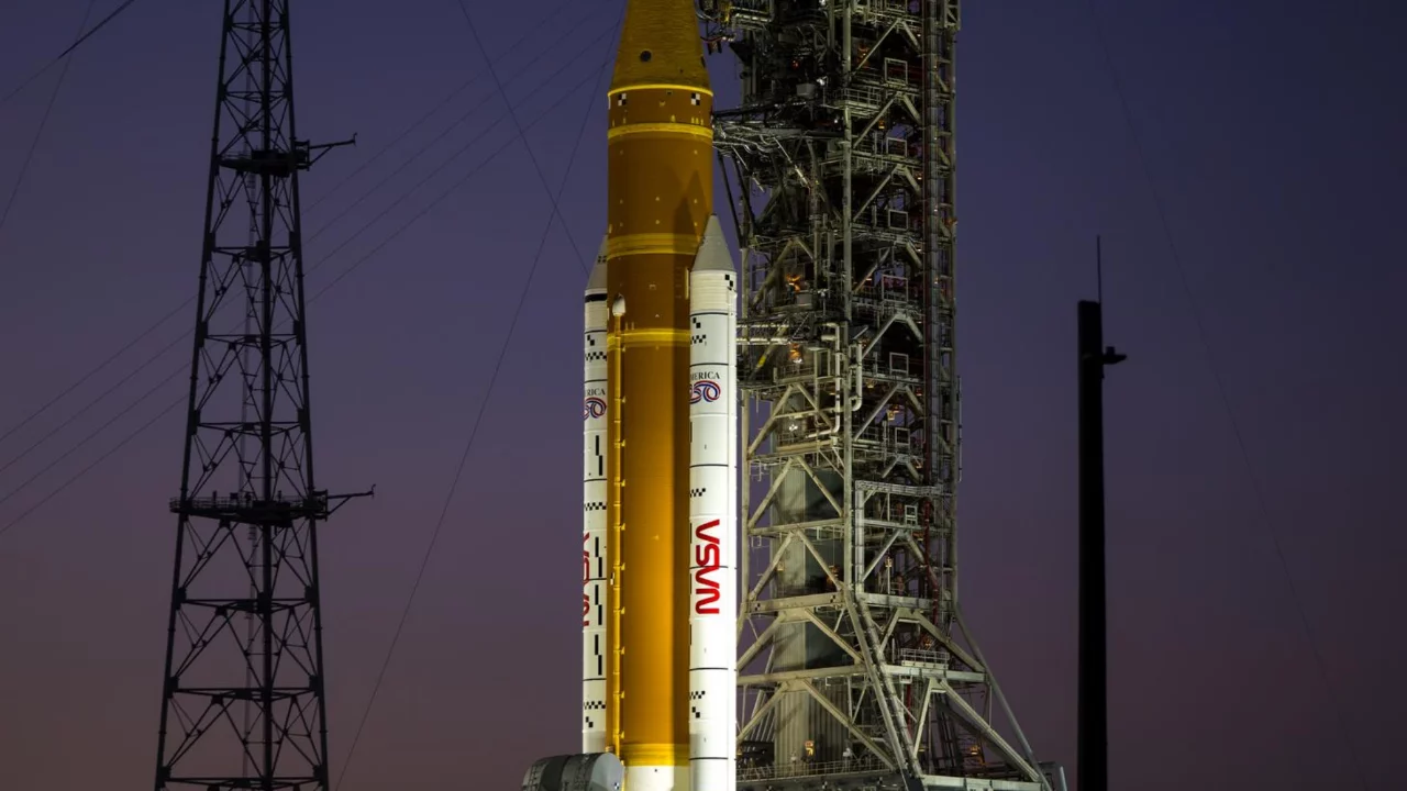 NASA: Artemis II'nin fırlatılması ertelendi