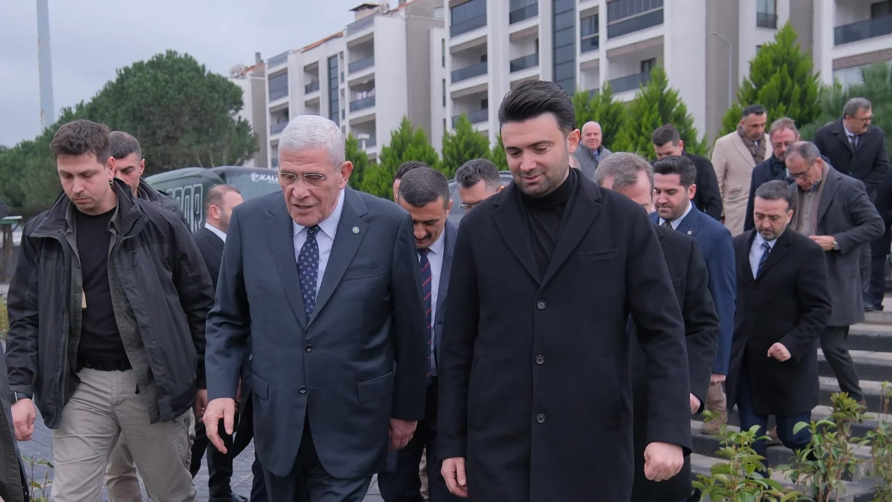 İYİ Parti Genel Başkanı Dervişoğlu'ndan Bursaspor'a ziyaret