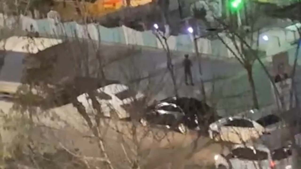 Batman'da uzun namlulu silahla çevreye rastgele ateş açtı: 2 yaralı
