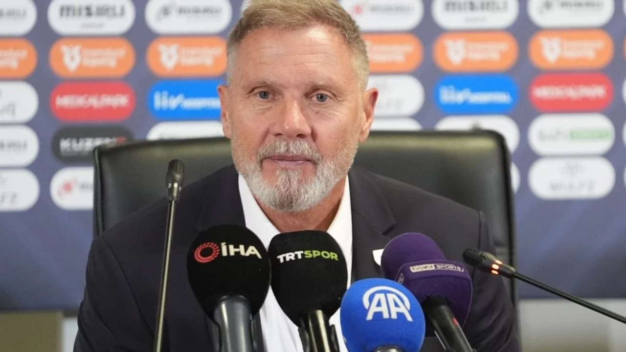 Başlarken "Reis" dedi şimdi adını bile anmadı 