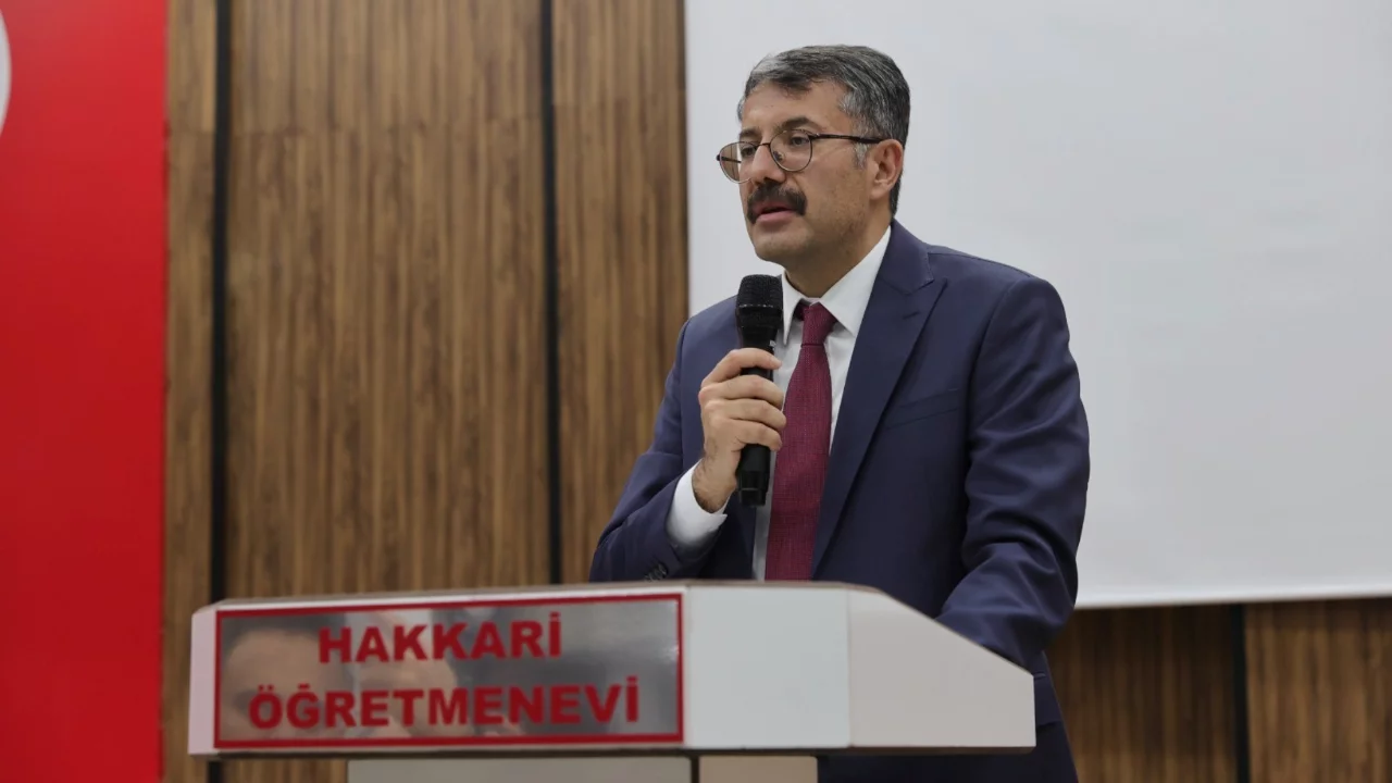 Bakan Yardımcısı Çelik: "Hayat yolculuğumda alın teriyle çalıştım"