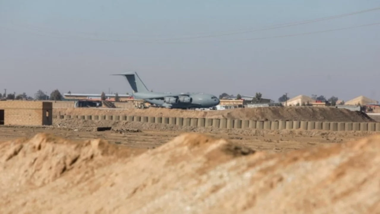 ABD, Suriye'deki son askeri üssünü de terk etmeye başladı