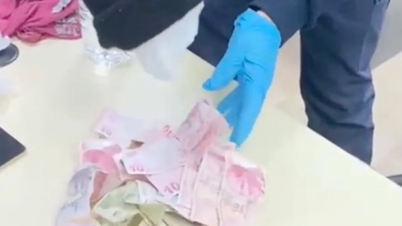 Bursa'daki dilenci paraları &ouml;yle bir yere sakladı ki aklınız şaşacak!