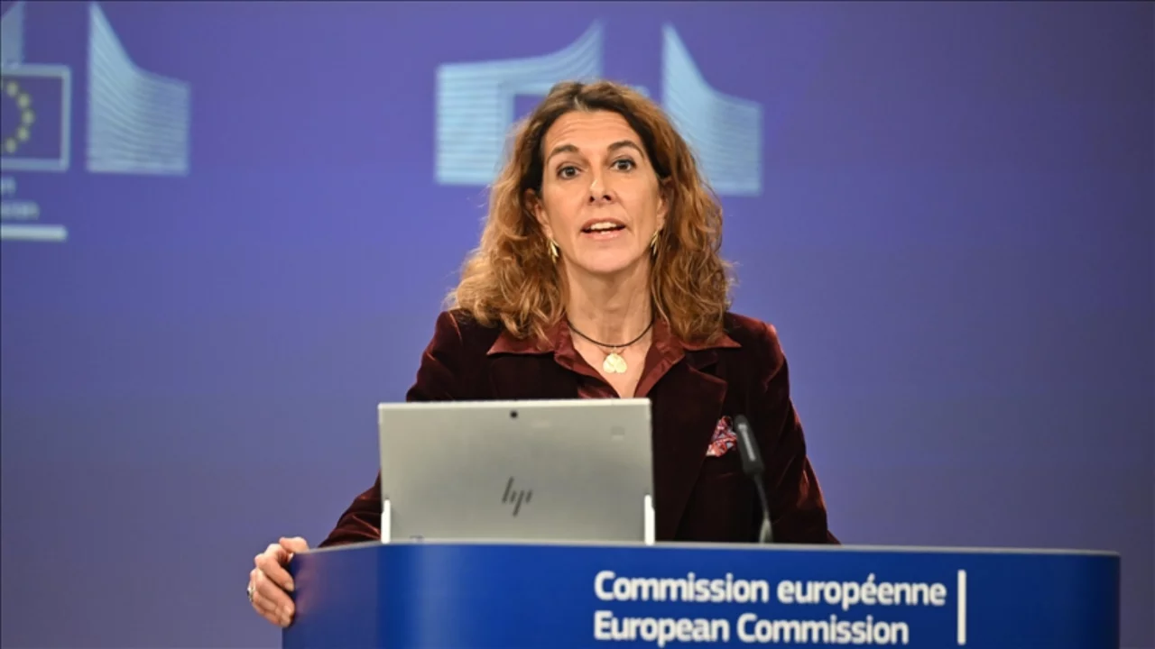 AB'den Macaristan'ın Ukrayna kredisini bloke etme tehdidine tepki