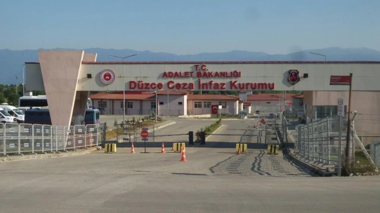Aranan 110 kişi yakalandı 21'i tutuklandı