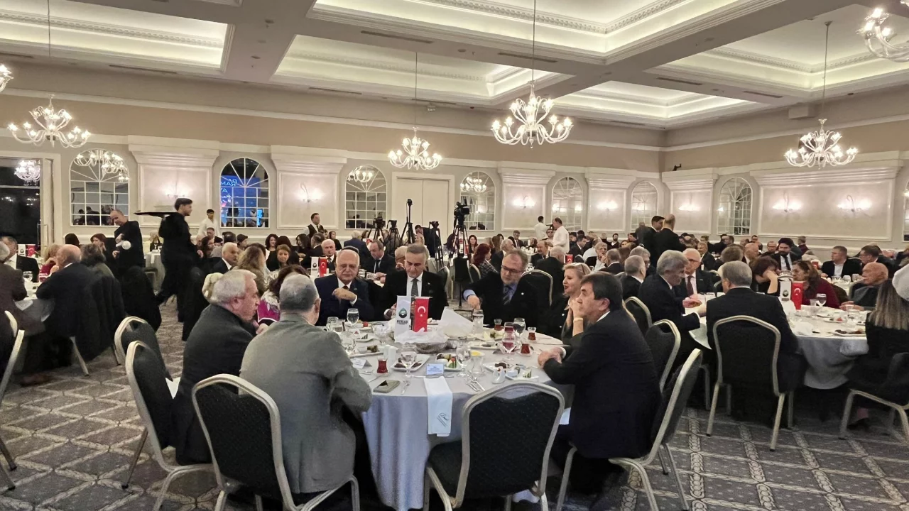 BUSİAD iftarında Bursa'nın geleceğine güçlü mesaj! 