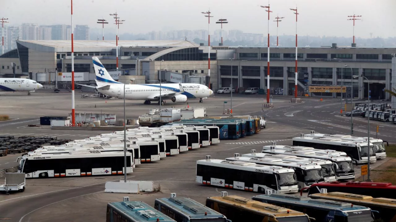 ABD ordusuna ait yakıt ikmal uçakları, İsrail'in Ben Gurion Havalimanı'na indi 