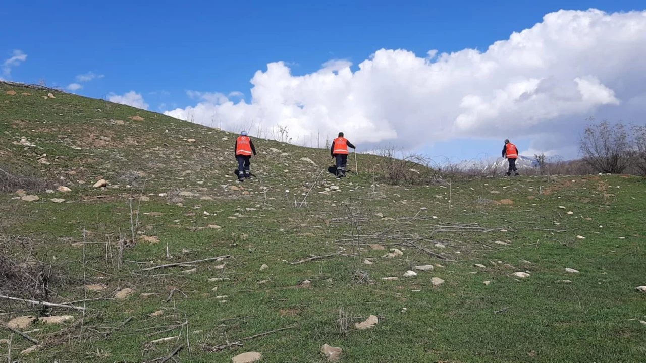 Diyarbakır'da kayıp engelli, 17'nci g&uuml;nde 214 kişilik ekiple aranıyor
