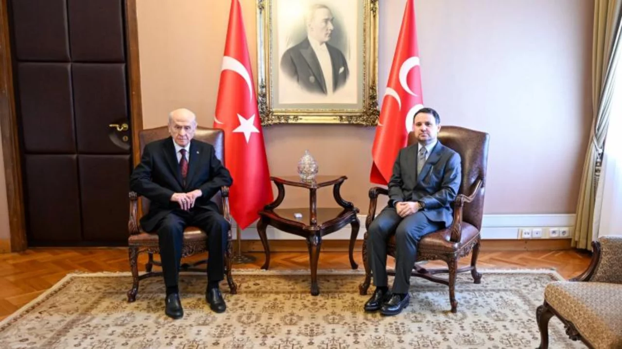 Adalet Bakanı G&uuml;rlek, MHP Genel Başkanı Bah&ccedil;eli'yi ziyaret etti