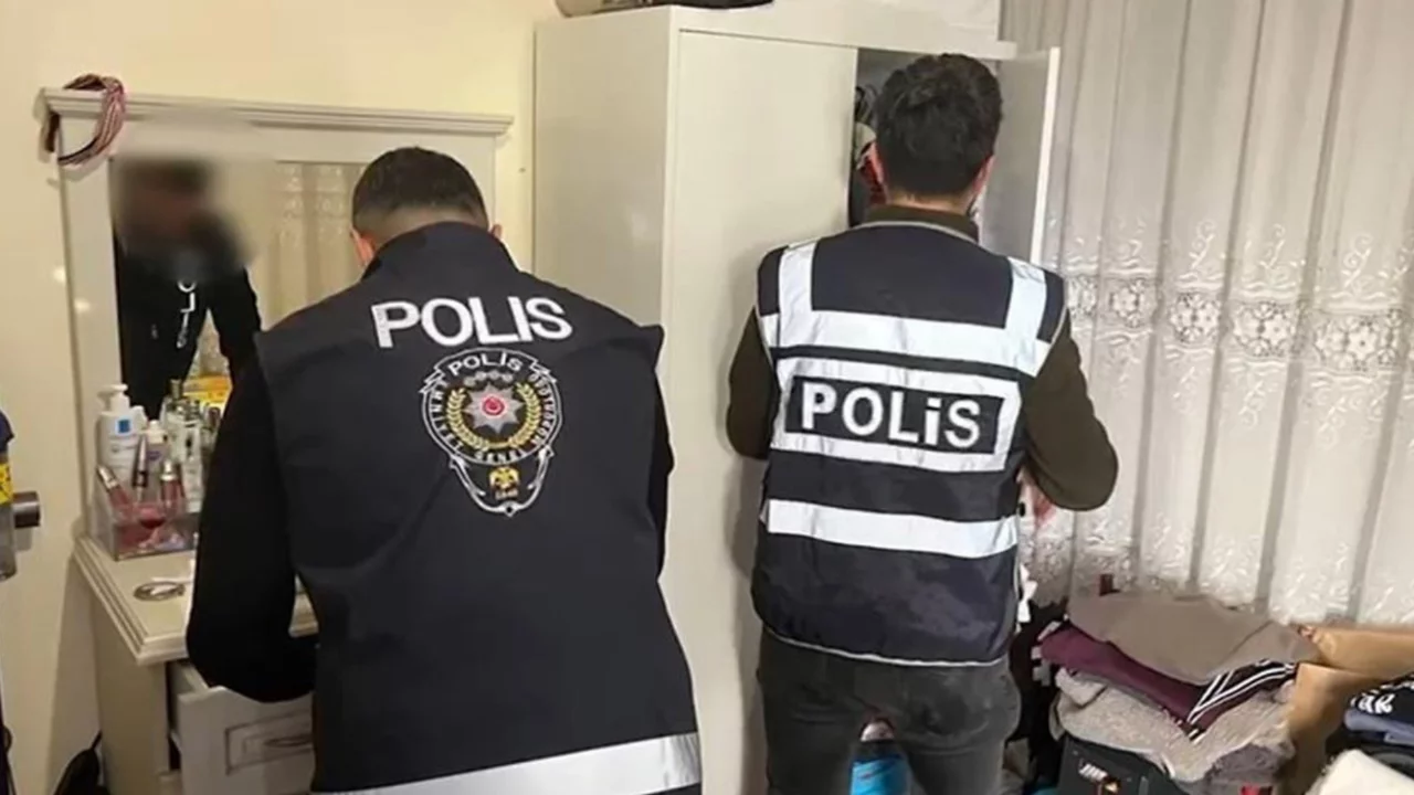 "Başkomiser" yalanıyla 20 milyonluk vurgun yaptılar 