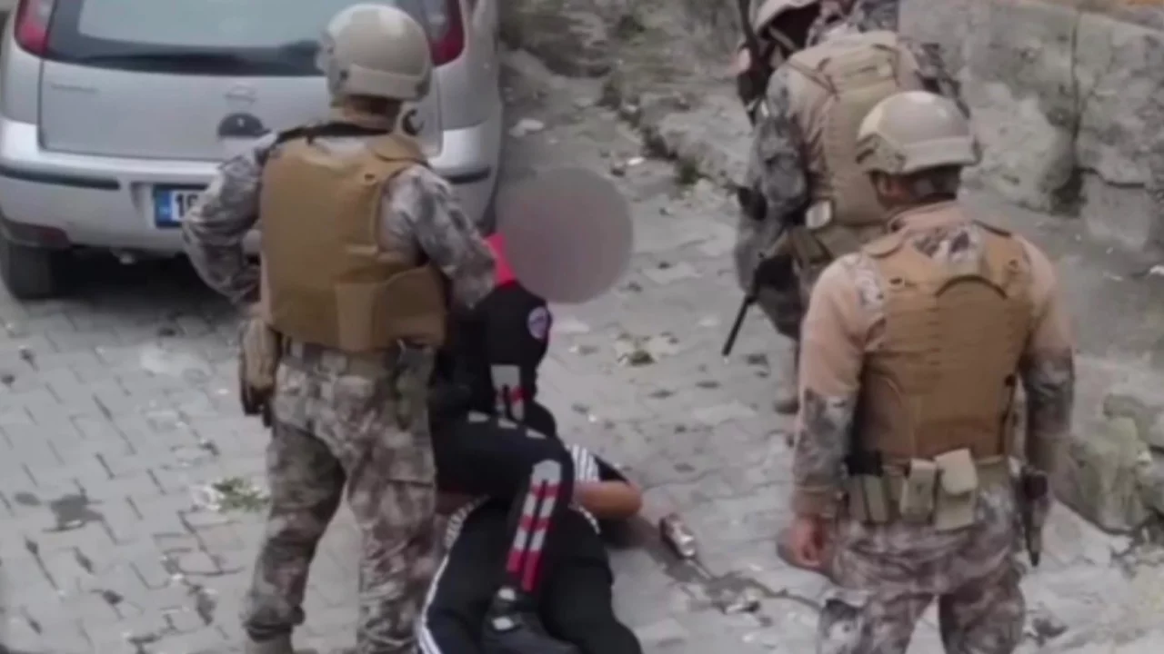 Aranan 55 şahıs yakalandı