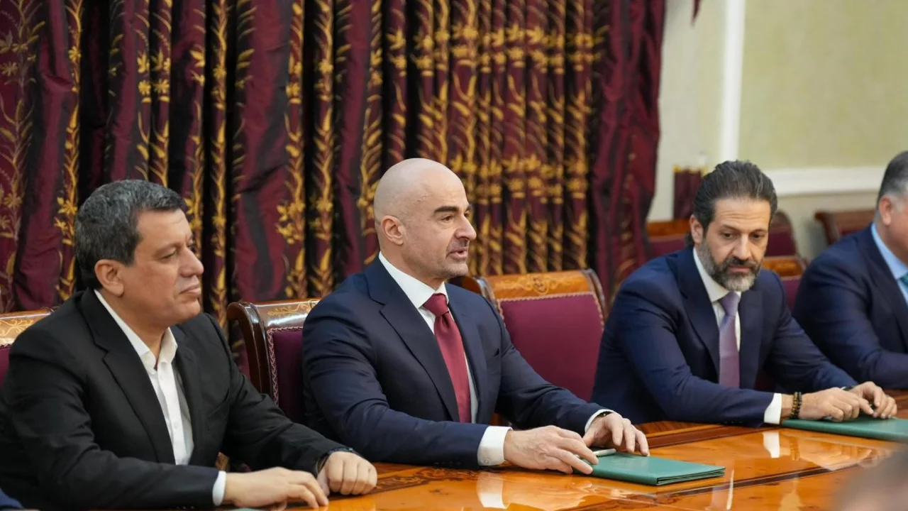 ABD'nin Suriye Özel Temsilcisi Barrack, terör örgütü SDG elebaşı Mazlum Abdi ile görüştü