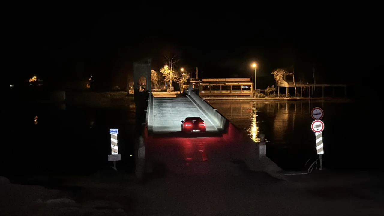 Taşkın riski nedeniyle kapatılan Tunca Köprüsü trafiğe açıldı
