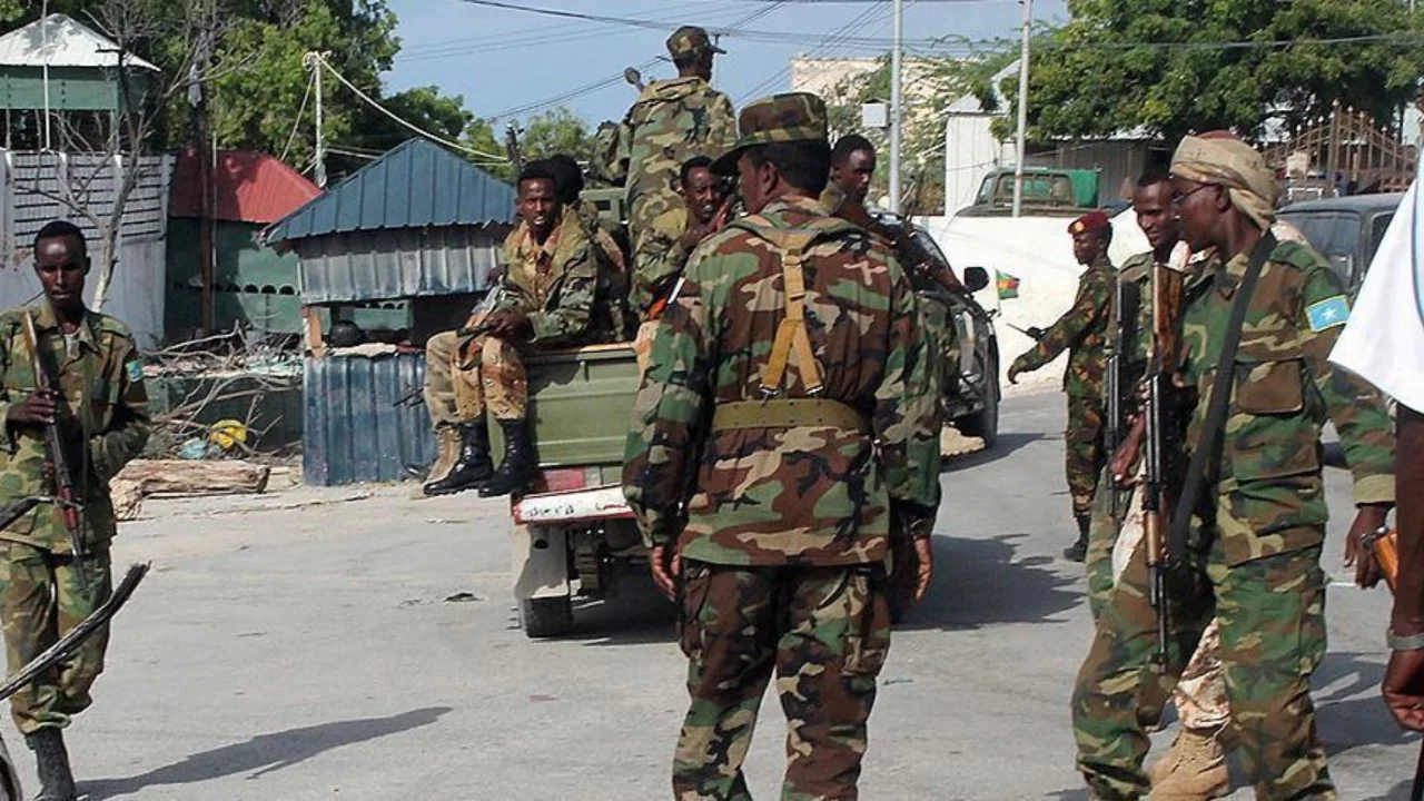 Somali'de Eş-Şebab üyesi 23 militan etkisiz hale getirildi 
