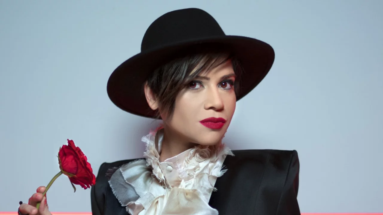 Aydilge'den, Nur Sürer'e tepki