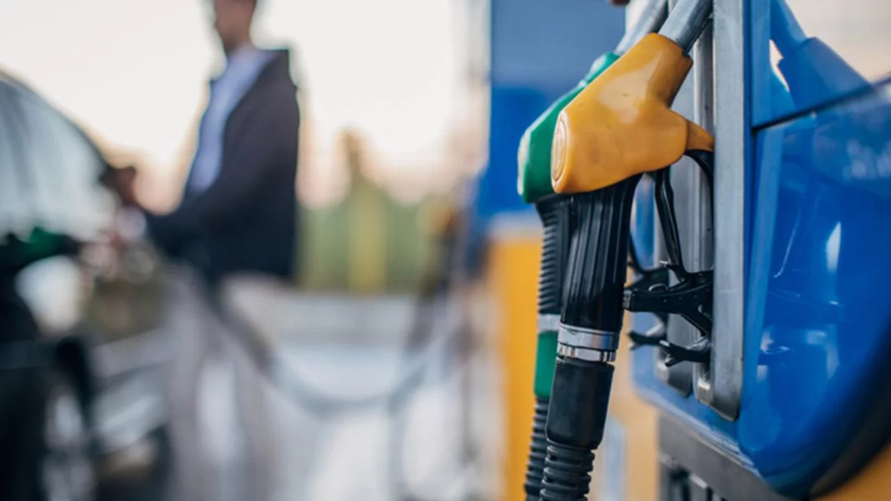 Akaryakıta zam geldi! Bir ilk yaşandı