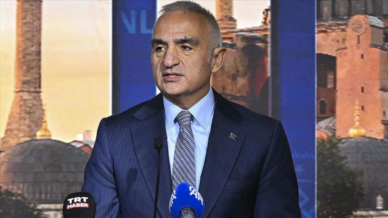 Bakan Ersoy: Selimiye Camisi'nin resmi açılışını Cumhurbaşkanımızın riyasetinde gerçekleştirmeyi planlıyoruz