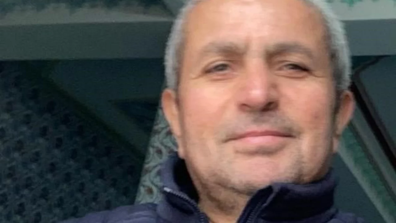 Fikri Işık'ın kuzeni camide geçirdiği kalp krizi sonucu hayatını kaybetti