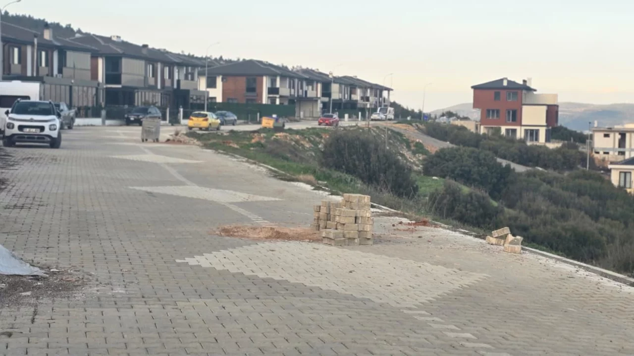 Vatandaşların rögar kapağı imtihanı