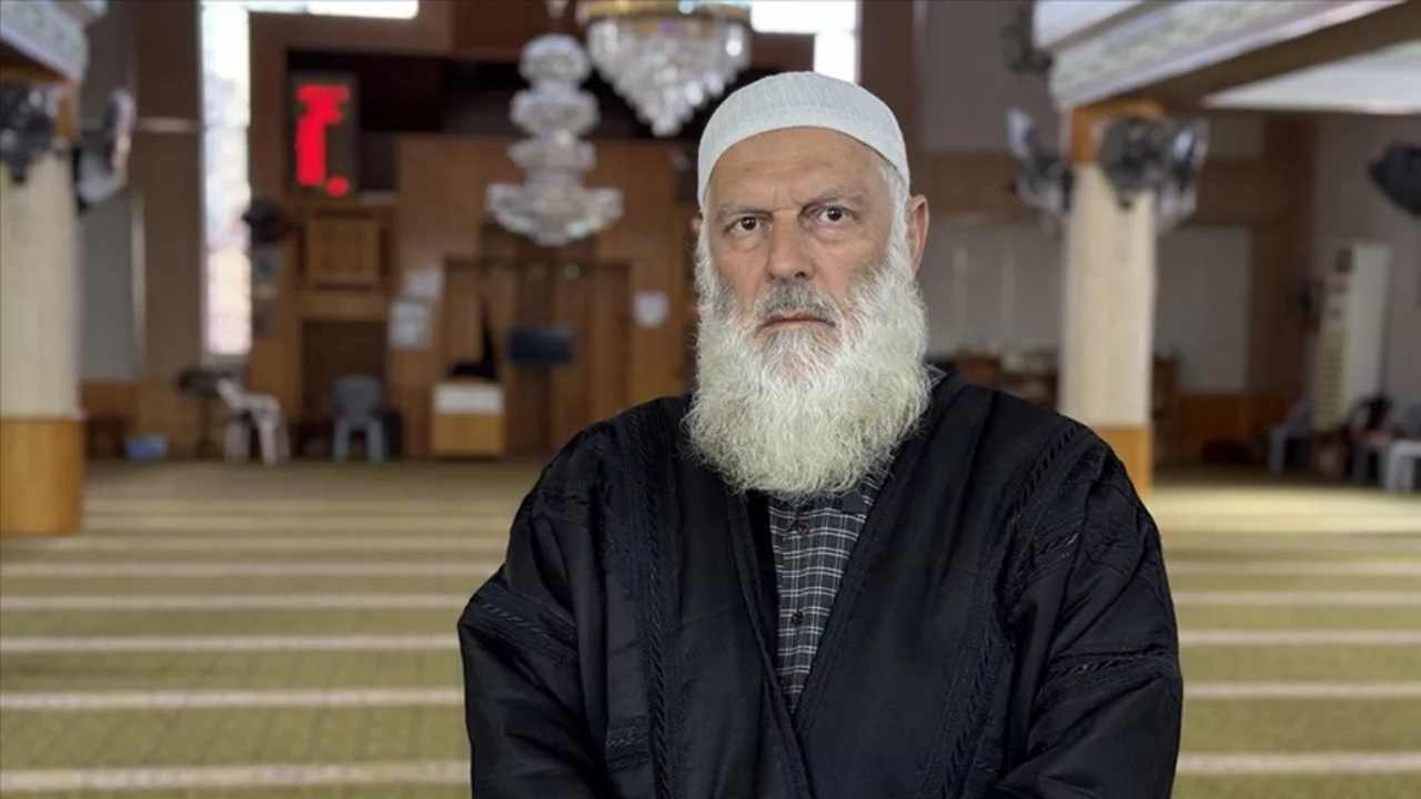 Filistinli imam, El Halil'de 32 yıl önce Harem-i İbrahim Camisi'nde gerçekleştirilen katliamı anlattı