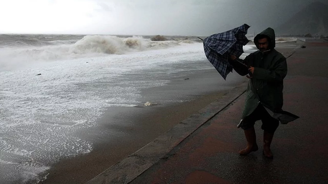 İstanbul Valiliği'nden fırtına uyarısı 