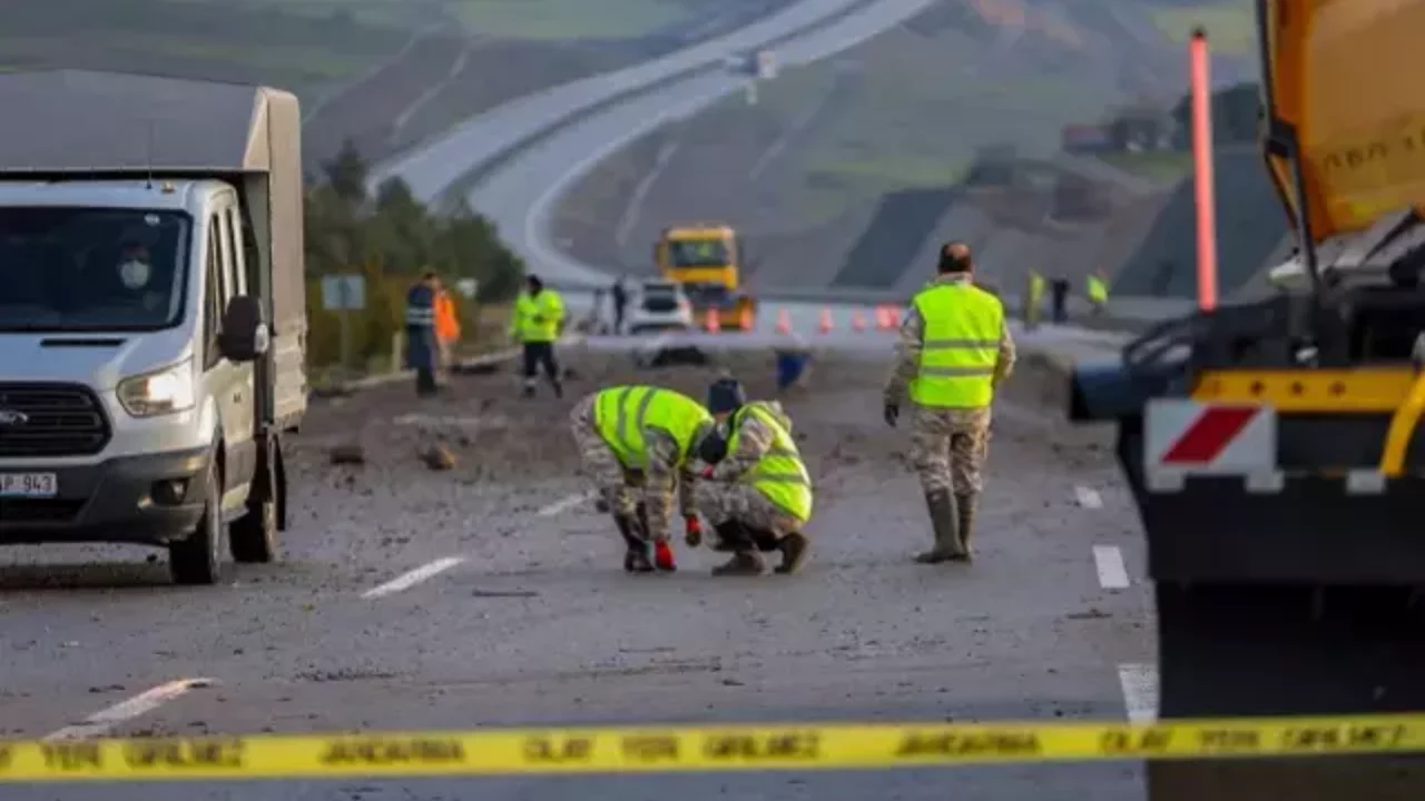 Dünyanın dört bir yanından aynı haber geliyor! Savaş uçakları bir bir düştü...