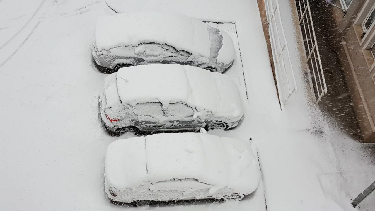 Erzincan'da eğitime kar engeli