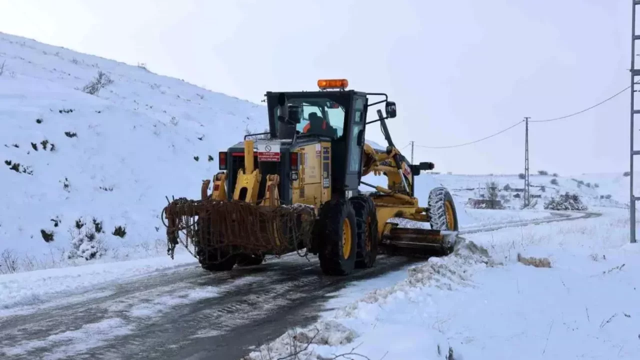 432 yerleşim yerinin yolu ulaşıma kapalı