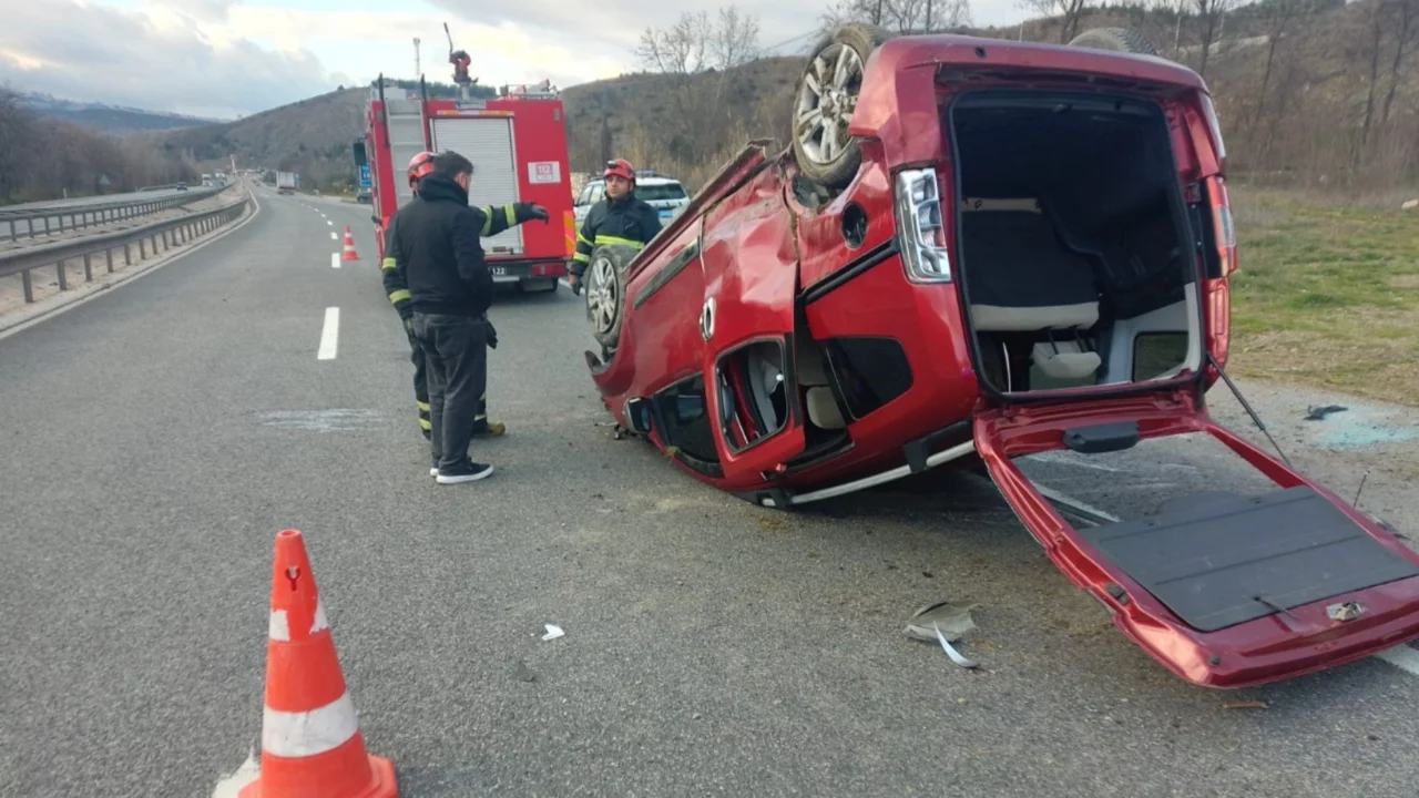 Otomobil takla attı çok sayıda yaralı