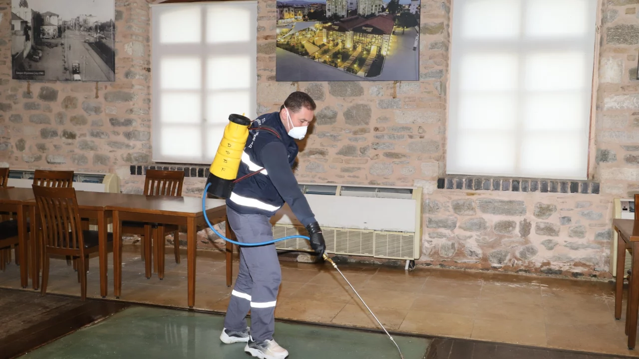 Nazilli Belediyesi'nden iş yeri ila&ccedil;lamasına sertifika desteği